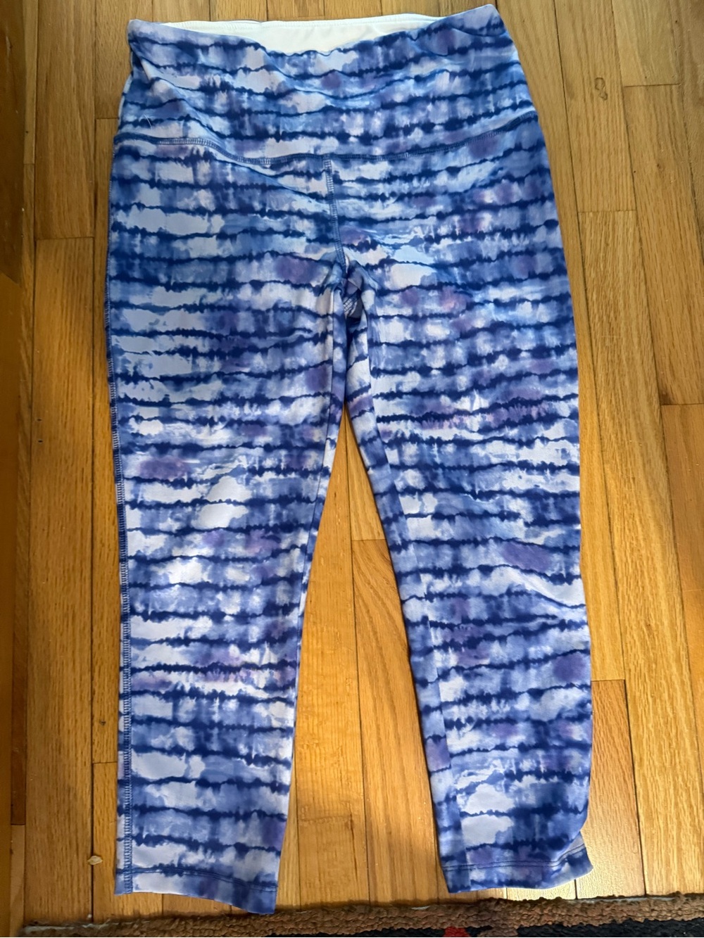 VOGO Athletica Blue and White Tie-Dye Leggings